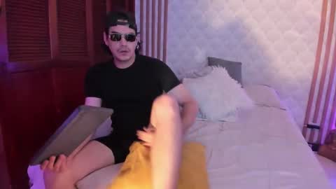 Cris  Pame online show from 15, 12, 2025