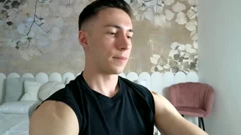 Snapshot of cristianovilla chatting on 11, 5, 2026 CristianoHailey online show from 11, 5, 2026