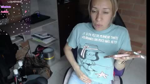 Snapshot of cristin_doll chatting on 1, 6, 2026 cristina online show from 1, 6, 2026