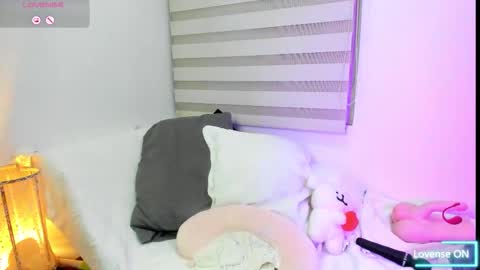 Cristina Laurent online show from 6, 11, 2025