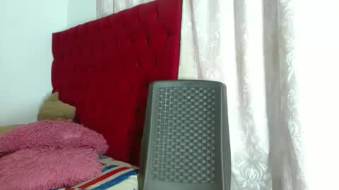 Snapshot of cristinamontiel74 chatting on 27, 11, 2025 cristinamontiel74 online show from 27, 11, 2025