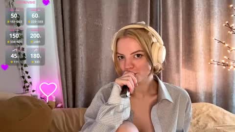 Snapshot of cristinekondo chatting on 25, 5, 2026 Marry online show from 25, 5, 2026