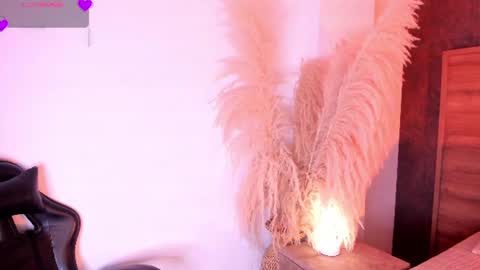 Snapshot of cristinerain chatting on 1, 7, 2026 CristineRain online show from 1, 7, 2026