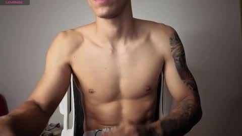 cristopher23  online show from 14, 3, 2026