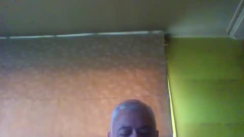 Snapshot of crmperez chatting on 4, 12, 2024 crmperez online show from 4, 12, 2024