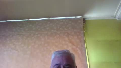 Snapshot of crmperez chatting on 27, 2, 2025 crmperez online show from 27, 2, 2025