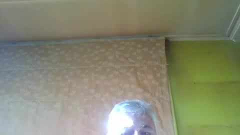 Snapshot of crmperez chatting on 27, 2, 2025 crmperez online show from 27, 2, 2025