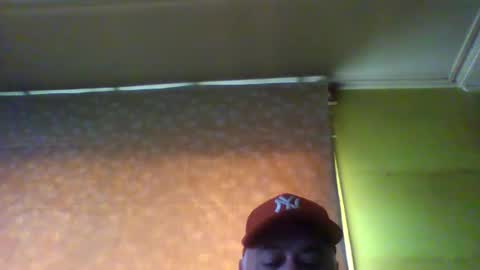 Snapshot of crmperez chatting on 5, 3, 2025 crmperez online show from 5, 3, 2025