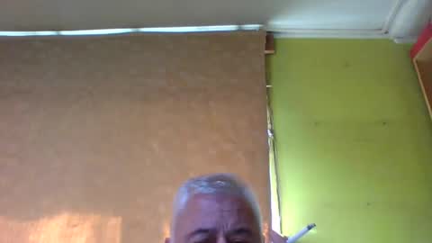 Snapshot of crmperez chatting on 25, 9, 2025 crmperez online show from 25, 9, 2025