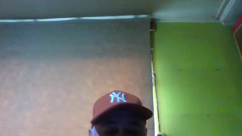 Snapshot of crmperez chatting on 1, 10, 2025 crmperez online show from 1, 10, 2025