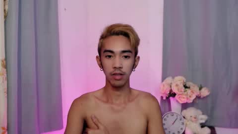 crocodale online show from 2, 11, 2025