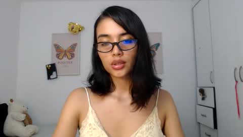 crystal_grilx online show from 10, 6, 2026