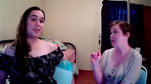 Peach and Daisy online show from 11, 7, 2026