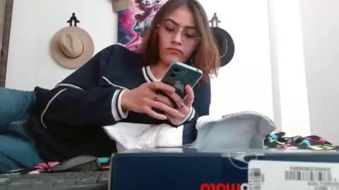 Crystal Blaze online show from 27, 2, 2026