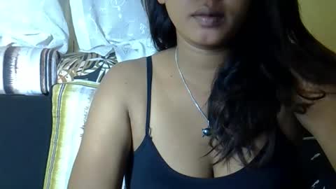 crystalbellax online show from 3, 6, 2026