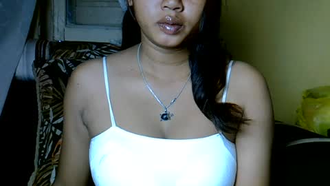 crystalbellax online show from 28, 6, 2026
