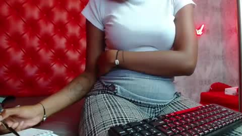 Crystal online show from 17, 1, 2025