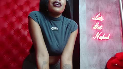 Crystal online show from 21, 1, 2025