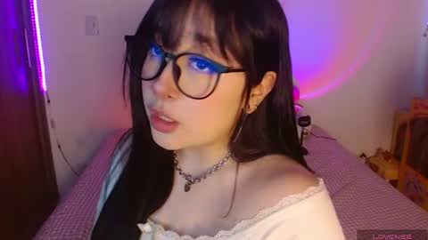 Snapshot of crystalitesq chatting on 6, 8, 2026 Olivia online show from 6, 8, 2026