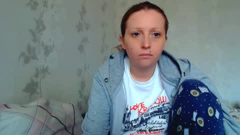 CrystallAngel online show from 18, 4, 2026