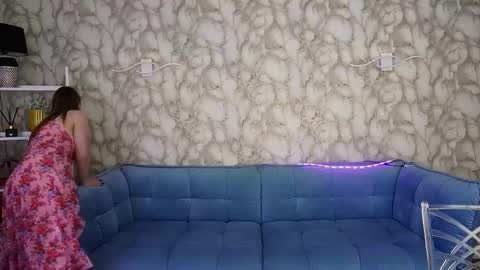 crystallpaws_ online show from 27, 2, 2026