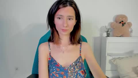 Snapshot of crystalnut chatting on 5, 12, 2025 Maria online show from 5, 12, 2025