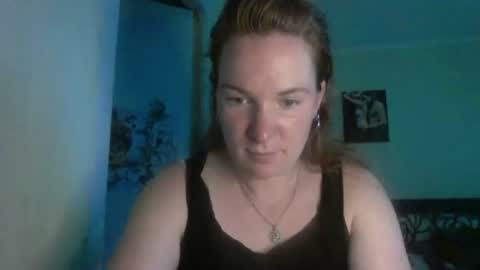 Snapshot of crystalvelvet chatting on 17, 6, 2026 crystalvelvet online show from 17, 6, 2026