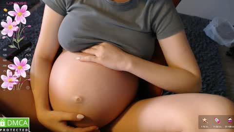 Snapshot of crystalyss chatting on 3, 10, 2025 Lia online show from 3, 10, 2025