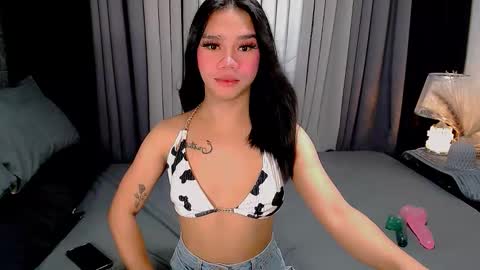 Snapshot of crytastal_lust1212 chatting on 20, 10, 2025 bea takashi online show from 20, 10, 2025