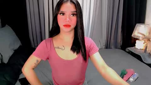 Snapshot of crytastal_lust1212 chatting on 11, 11, 2025 bea takashi online show from 11, 11, 2025