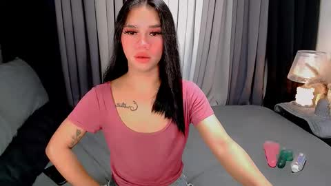 Snapshot of crytastal_lust1212 chatting on 14, 11, 2025 bea takashi online show from 14, 11, 2025