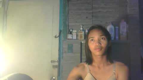 Snapshot of csiscar9 chatting on 18, 11, 2025 Lauren online show from 18, 11, 2025