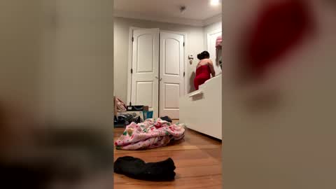 Snapshot of cubanwetdreamdoll chatting on 22, 2, 2026 Thick Cuban Laz online show from 22, 2, 2026