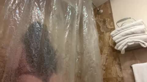 Thick Cuban Laz online show from 8, 4, 2026