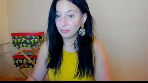 Snapshot of cuckqueenxxl chatting on 18, 7, 2026 HELEN online show from 18, 7, 2026
