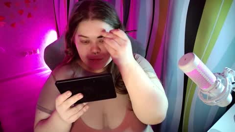 CuddleEmily online show from 15, 2, 2026