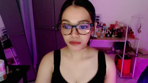 Snapshot of cuddlepunk_bubble chatting on 23, 5, 2026 cuddlepunk_bubble online show from 23, 5, 2026