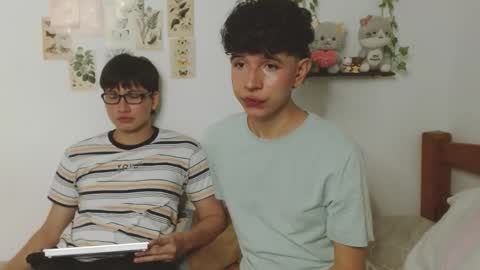 Snapshot of cuddly_and_jinx chatting on 21, 3, 2026 cuddly_and_jinx online show from 21, 3, 2026