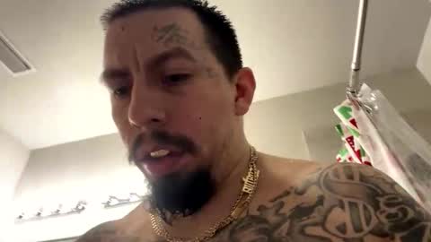 Snapshot of cuete2100 chatting on 2, 12, 2025 cuete2100 online show from 2, 12, 2025