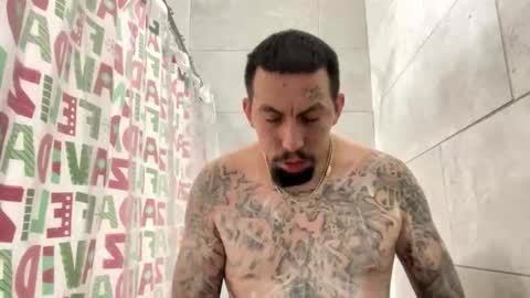 Snapshot of cuete2100 chatting on 2, 12, 2025 cuete2100 online show from 2, 12, 2025