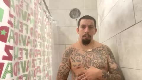 Snapshot of cuete2100 chatting on 4, 12, 2025 cuete2100 online show from 4, 12, 2025