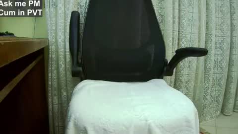 Snapshot of culonudo23 chatting on 25, 7, 2026 Leo online show from 25, 7, 2026