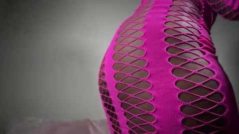 cum2charmxx online show from 23, 11, 2025