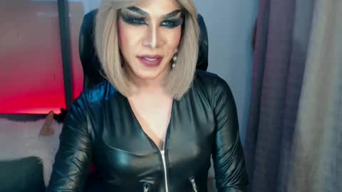 CUMMELA SLUTI online show from 25, 2, 2025