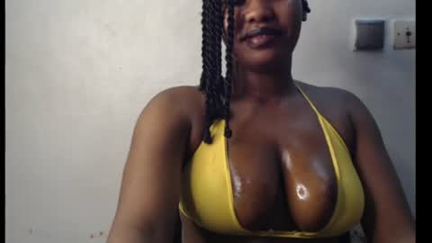 Snapshot of cum_ebony_xxxpetit chatting on 28, 7, 2026 Teeha online show from 28, 7, 2026