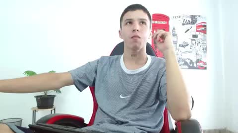 cumandres online show from 15, 11, 2025