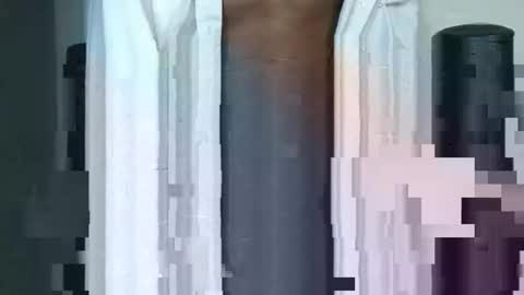 XXXBIGBLACKDICCK online show from 15, 9, 2025