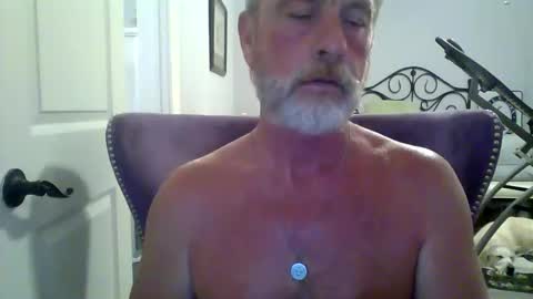 Snapshot of cumngetit910 chatting on 8, 3, 2026 cumngetit910 online show from 8, 3, 2026