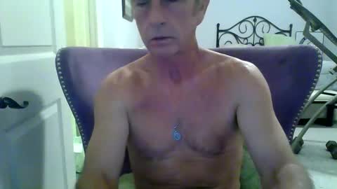 Snapshot of cumngetit910 chatting on 8, 6, 2026 cumngetit910 online show from 8, 6, 2026