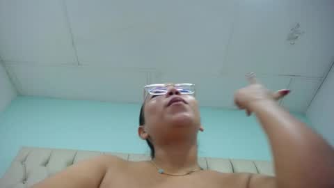 Cumontitsxxx online show from 9, 4, 2026